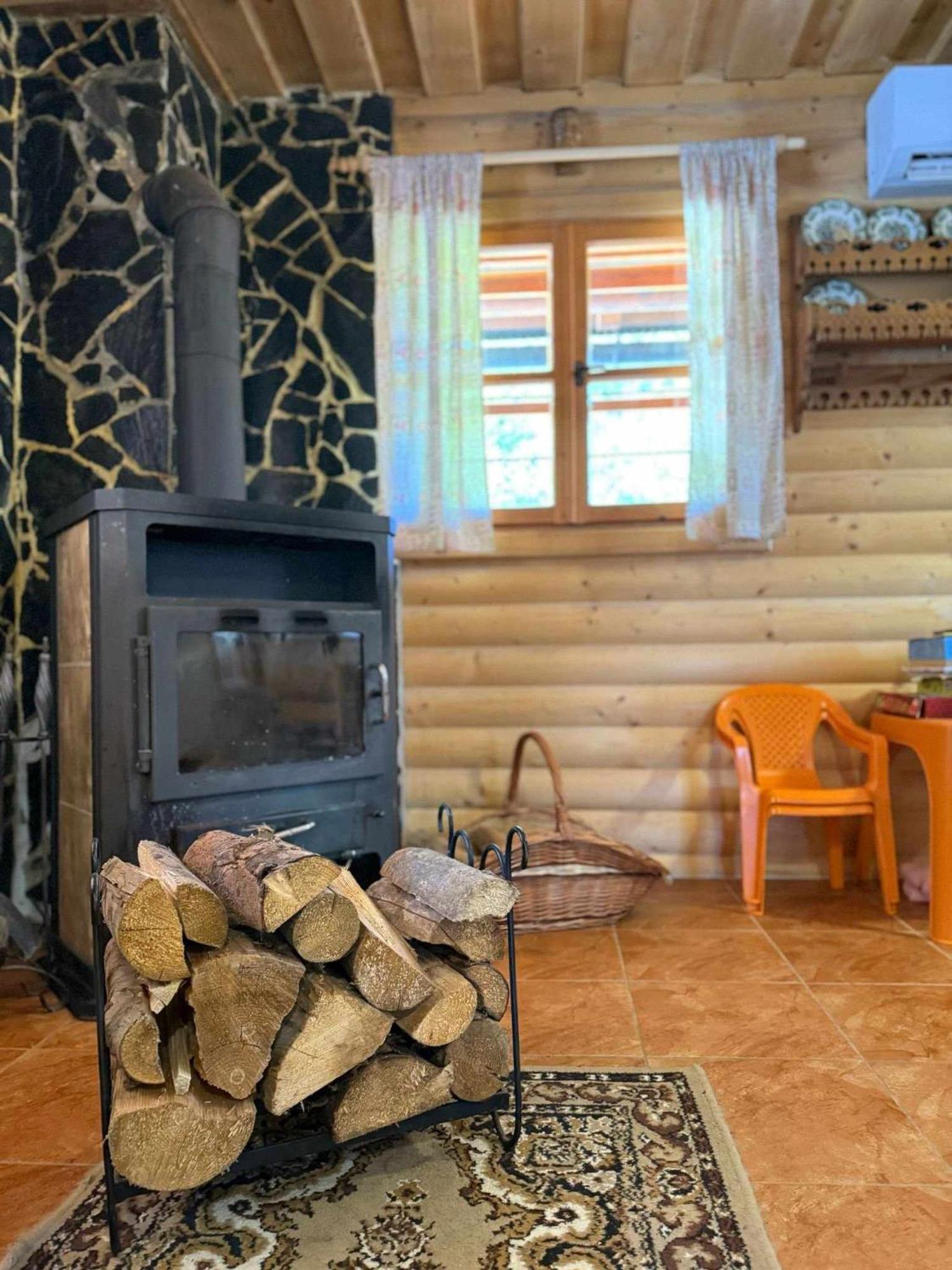 Chata U Juraja Hrustin المظهر الخارجي الصورة